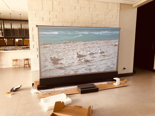 Home theater intelligent upgrade settings: Simultaneous Operation of Projector and Motorized Projection Screen - VIVIDSTORM