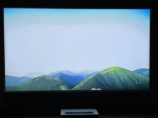 What is the difference between ALR and CLR projection screens? Which one is better? - VIVIDSTORM