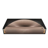 جهاز عرض Hisense L9Q ثلاثي الليزر، بمدى قصير جدًا، مقاس عرض من 80 إلى 200 بوصة، بدقة 4K UHD، سطوع 5000 لومن ANSI، نسبة تباين 5000:1، 110% BT.2020، Dolby Vision، مُحسّن بتقنية IMAX، ثلاثي الأبعاد، صوت من Devialet، Google TV