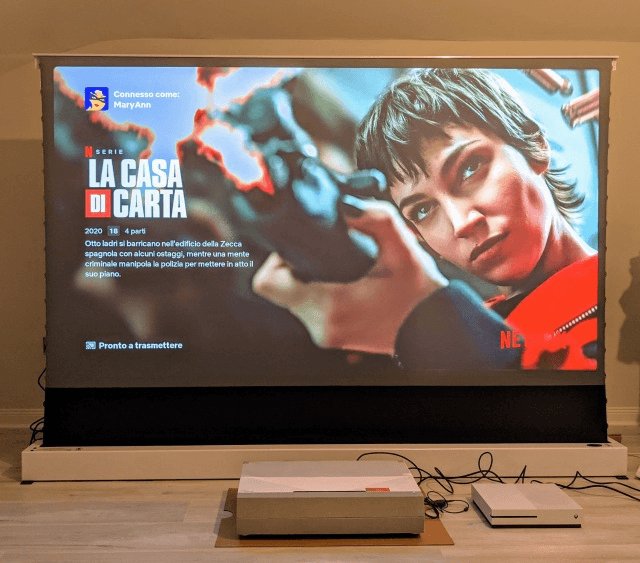 What is a motorized projection screen? What factors need to be conside ...