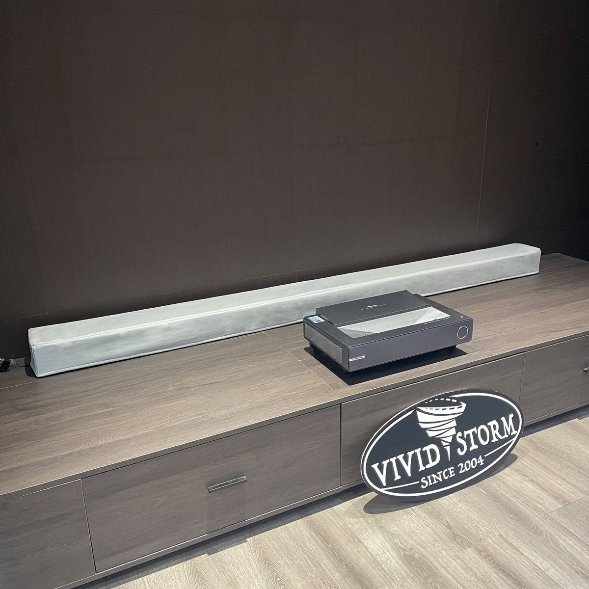 VIVIDSTORM Motorized Projector Screen Waterproof Dust Cover - VIVIDSTORM